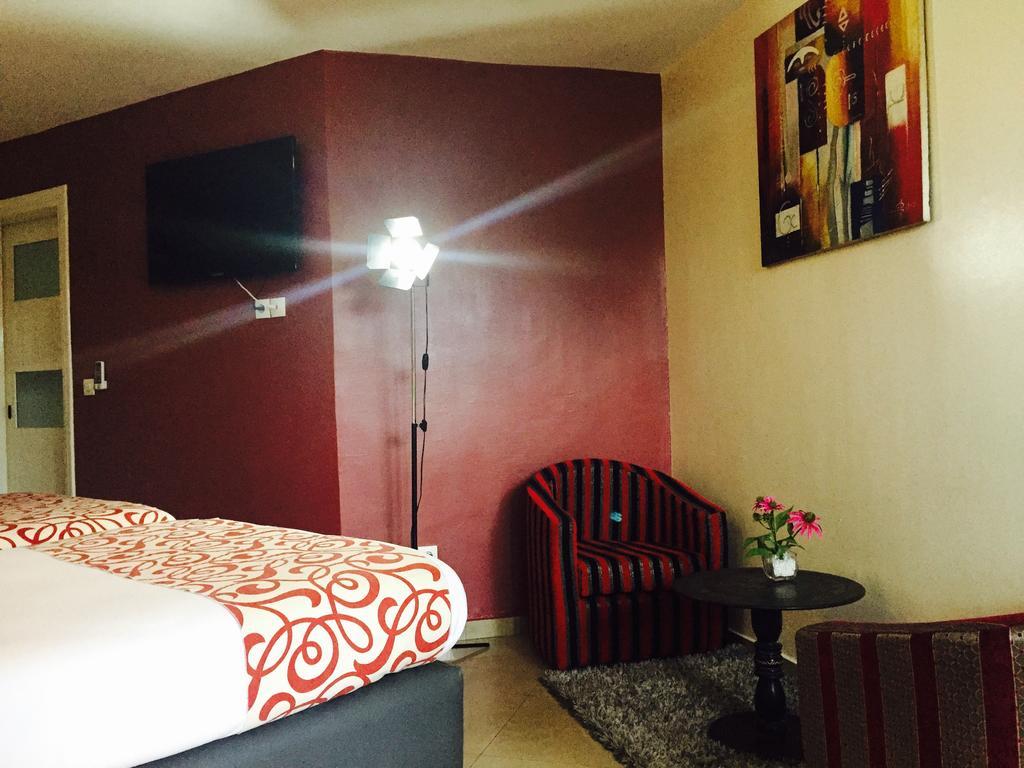 אבידג'אן Detente Hotel מראה חיצוני תמונה
