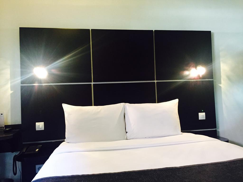 אבידג'אן Detente Hotel מראה חיצוני תמונה
