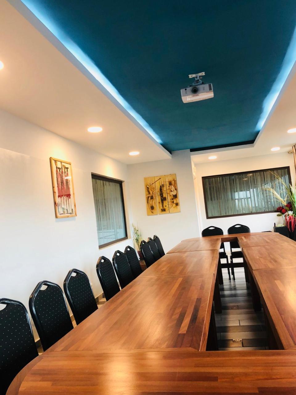 אבידג'אן Detente Hotel מראה חיצוני תמונה